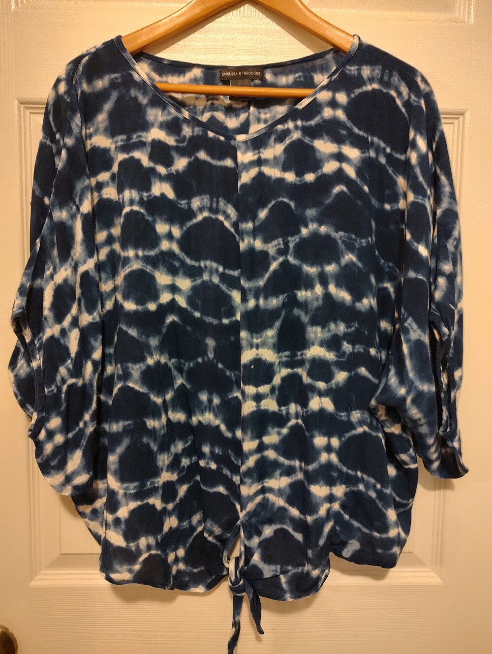 Chelsea & Theodore Navy and White Tie-Dye V-Neck Tunic with Front Tie